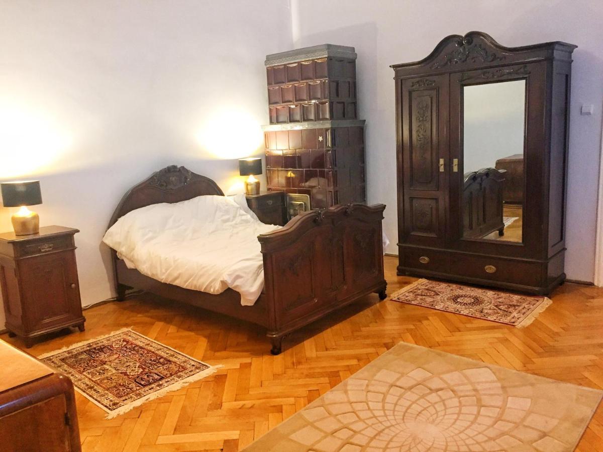 Piata Sfatului Residence Braşov Buitenkant foto